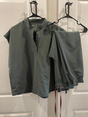 Figs Scrub Set Rafaela + Zamora Bonsai?